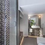 First Floor - Boutique Róma