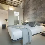 First Floor - Boutique 4*