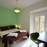 First Floor - Boutique Vendégház Róma