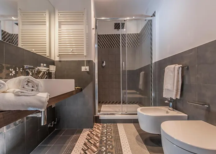 First Floor - Boutique 4*