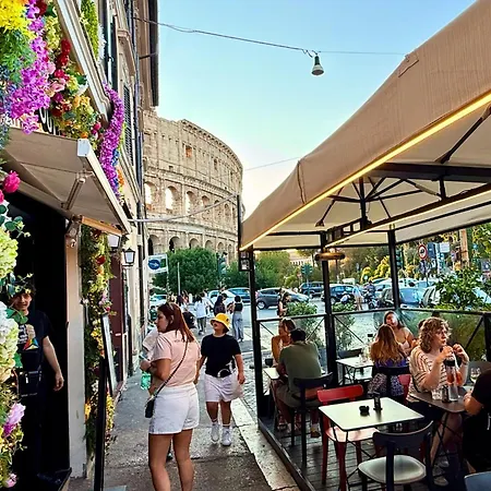 First Floor - Boutique