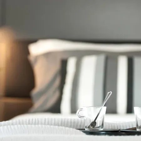 Pensionat First Floor - Boutique Rom