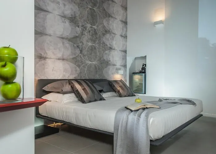 First Floor - Boutique