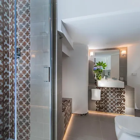 First Floor - Boutique Guest house 4*