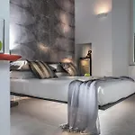 First Floor - Boutique 4*