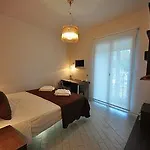 First Floor - Boutique 4*