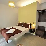 First Floor - Boutique בית הארחה רומא