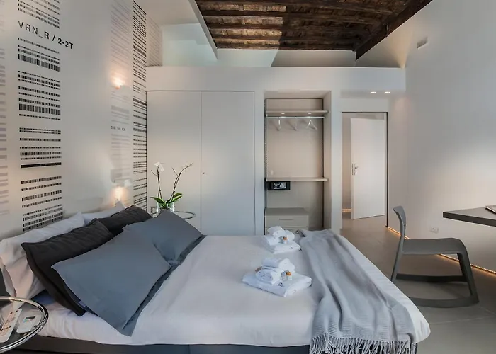 Casa de hóspedes First Floor - Boutique 4*